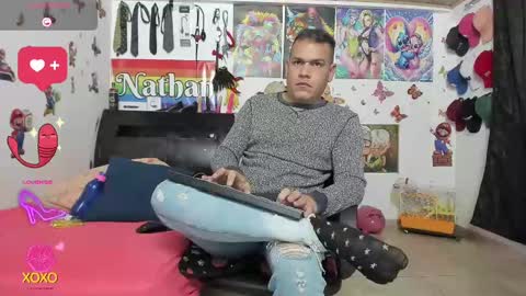 Snapshot of nathan_sanchez chatting on February 14, 9:10 pm Nathan online show from February 14, 9:10 pm