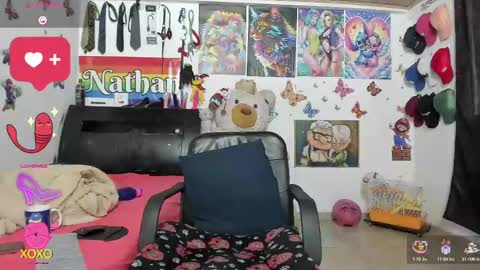 Snapshot of nathan_sanchez chatting on February 17, 5:53 pm Nathan online show from February 17, 5:53 pm