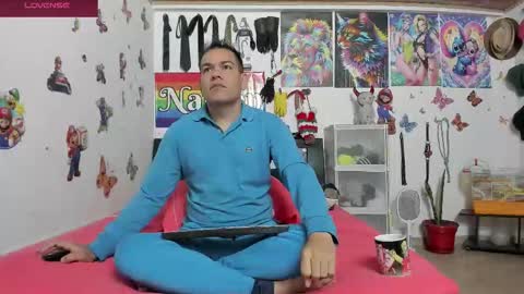 Snapshot of nathan_sanchez chatting on October 9, 9:51 am Nathan online show from October 9, 9:51 am