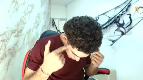 Snapshot of nathan_shimmer chatting on October 29, 12:29 pm nathan_shimmer online show from October 29, 12:29 pm