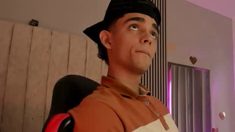 Snapshot of nathan_shimmer chatting on November 3, 1:12 pm nathan_shimmer online show from November 3, 1:12 pm