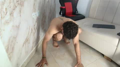 Snapshot of nathan_shimmer chatting on December 5, 1:52 pm nathan_shimmer online show from December 5, 1:52 pm