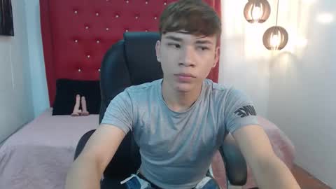 Snapshot of nathanclay chatting on November 22, 4:11 am nathanclay online show from November 22, 4:11 am