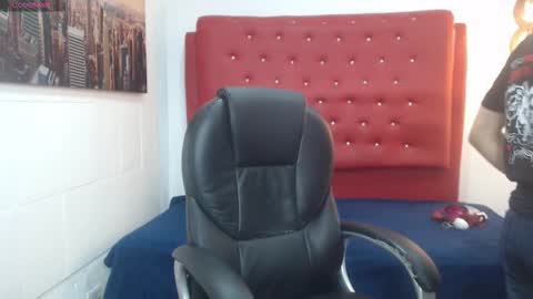 Snapshot of nathanclay chatting on December 4, 3:49 am nathanclay online show from December 4, 3:49 am