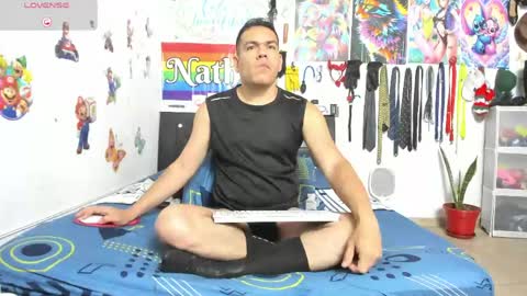 Snapshot of nathannathaniel chatting on May 24, 11:48 am nathan nathaniel online show from May 24, 11:48 am