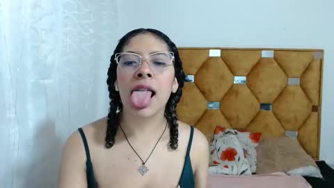 nathy_voyeur online show from March 16, 3:12 am