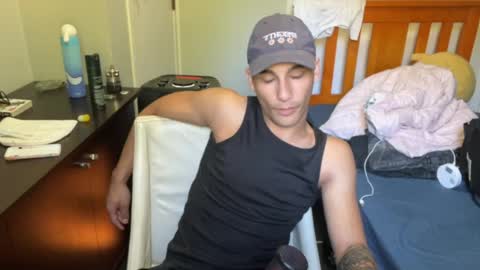 native_boy2 online show from February 11, 7:08 pm