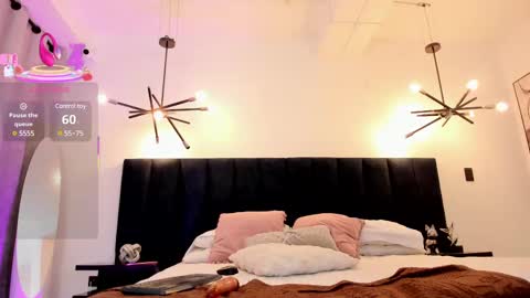 nattashaa online show from March 4, 6:18 pm