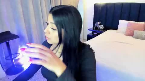 Snapshot of nattashaa7 chatting on January 17, 11:26 am nattashaa online show from January 17, 11:26 am