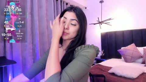 Snapshot of nattashaa7 chatting on February 9, 1:15 pm nattashaa online show from February 9, 1:15 pm