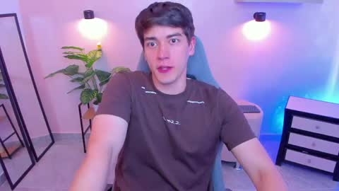 Nathaniel online show from March 29, 8:53 pm