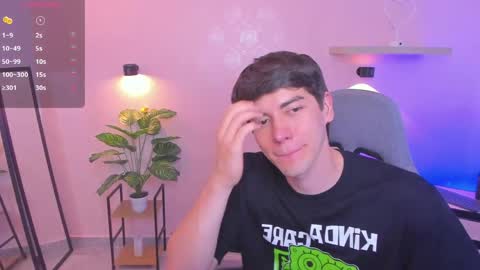 Nathaniel online show from April 5, 9:23 pm