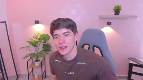 Nathaniel online show from April 13, 9:42 pm