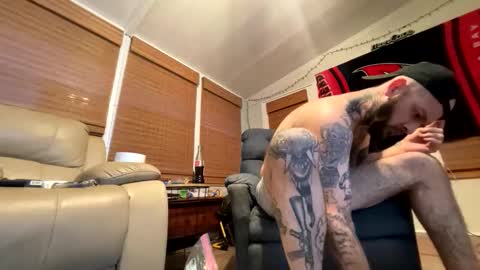Snapshot of natti_daddy chatting on May 26, 12:39 am Nattidaddy online show from May 26, 12:39 am