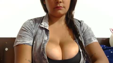 natalia online show from May 27, 3:47 am