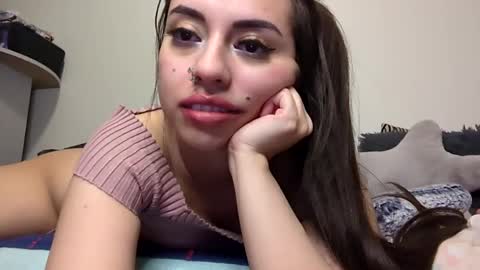 Snapshot of natty_astrid chatting on January 27, 12:26 pm Natalia online show from January 27, 12:26 pm