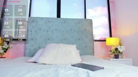 Snapshot of natty_roberts_ chatting on February 13, 8:13 pm Natty online show from February 13, 8:13 pm