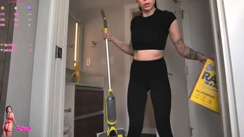 NATTY FIERROS online show from January 9, 8:44 pm