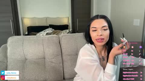 NATTY FIERROS online show from February 16, 6:32 pm