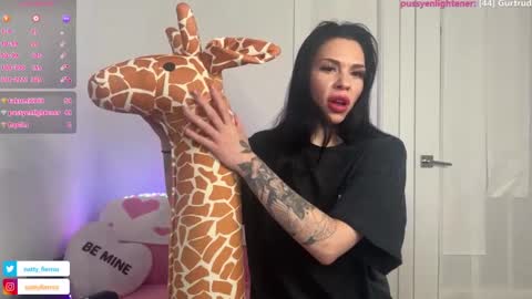 NATTY FIERROS online show from March 10, 11:42 am