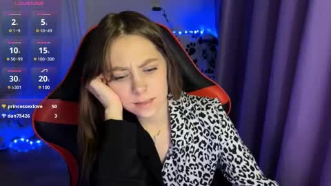 Snapshot of natural_babe666 chatting on March 6, 6:59 pm natural_babe666 online show from March 6, 6:59 pm