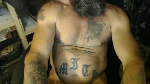 Snapshot of naturenaked chatting on January 4, 3:39 pm NatureNaked online show from January 4, 3:39 pm