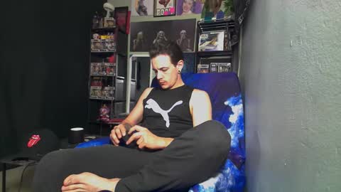 Snapshot of naturesbest951 chatting on June 9, 11:49 pm NATURESBEST online show from June 9, 11:49 pm