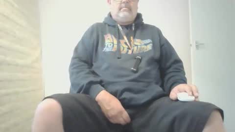 naturistmale45 online show from September 11, 10:48 am