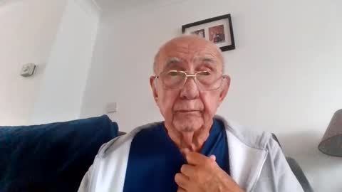 naturistmale81 online show from October 10, 11:53 am