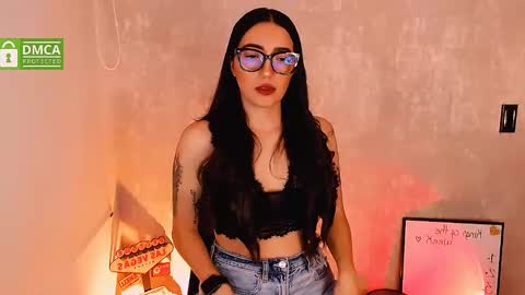 Natalia  Valeria online show from December 7, 11:07 am