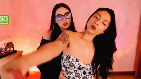 Natalia  Valeria online show from December 13, 8:58 pm