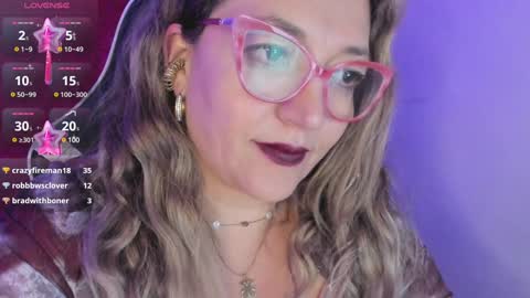 Snapshot of naty__mature_ chatting on January 26, 9:19 am Nataly online show from January 26, 9:19 am