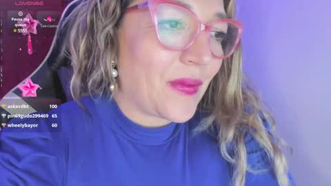 Snapshot of naty__mature_ chatting on February 2, 6:26 am Nataly online show from February 2, 6:26 am