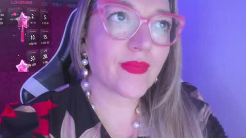 Snapshot of naty__mature_ chatting on February 8, 3:19 am Nataly online show from February 8, 3:19 am