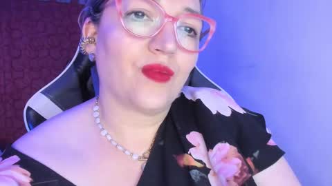 Snapshot of naty__mature_ chatting on September 10, 1:49 am Nataly online show from September 10, 1:49 am
