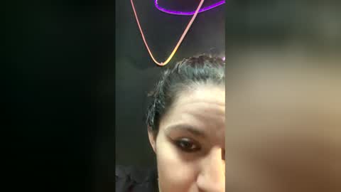 Snapshot of natymia chatting on February 6, 4:32 pm Natymia online show from February 6, 4:32 pm