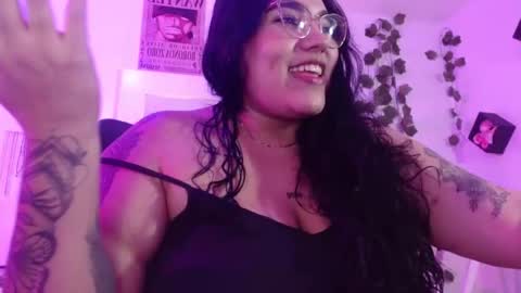 Naty online show from January 17, 9:03 am