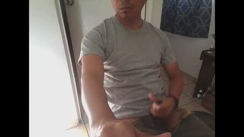 Snapshot of natzu89 chatting on February 12, 1:48 pm Natzu89 online show from February 12, 1:48 pm