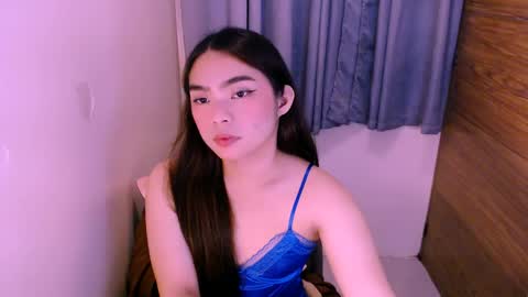 naughtcummer_yllana online show from April 6, 6:25 am