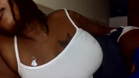 naughty8779 online show from May 24, 12:37 am