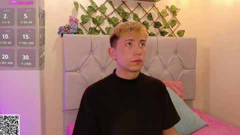 Christopher  Chris online show from February 25, 12:34 pm