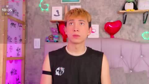 Christopher  Chris online show from February 20, 1:11 pm