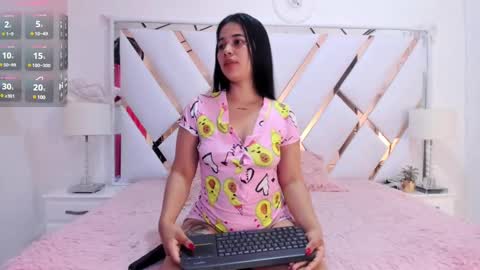 Snapshot of naughty__sara chatting on March 4, 11:51 am SARA online show from March 4, 11:51 am