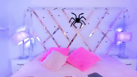 Snapshot of naughty__sara chatting on November 1, 11:34 am SARA online show from November 1, 11:34 am