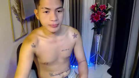 naughty_angelo online show from April 23, 5:26 pm