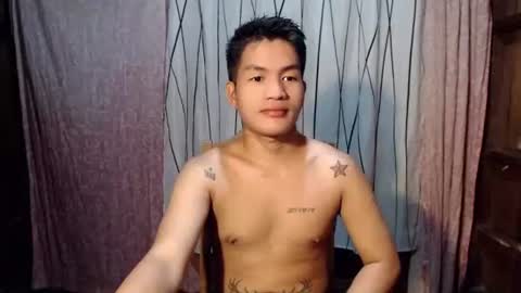naughty_angelo online show from May 27, 9:23 pm