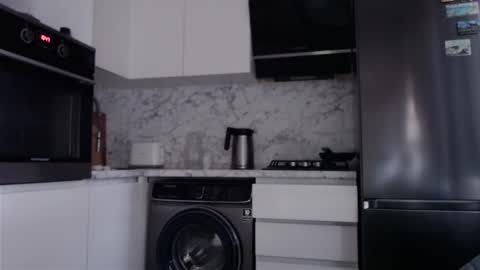 Snapshot of naughty_christie chatting on October 9, 3:48 am Chris Carrie online show from October 9, 3:48 am