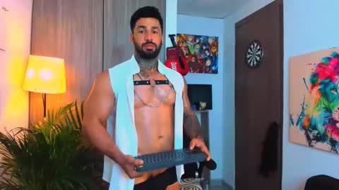 Snapshot of naughty_dominant chatting on October 13, 1:11 pm Miller online show from October 13, 1:11 pm