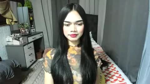 emma online show from February 16, 5:42 pm