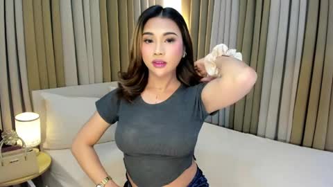 naughty_hunk_yuki online show from April 16, 9:39 pm